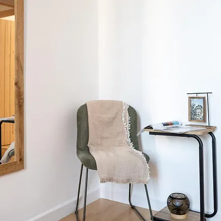 Charming 2br In Trendy Gracia