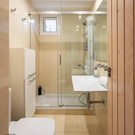 Charming 2br In Trendy Gracia *