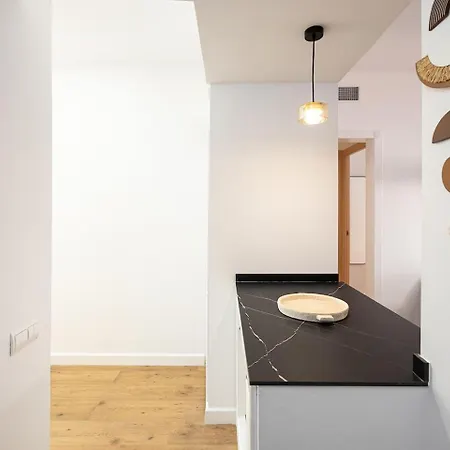 Charming 2br In Trendy Gracia