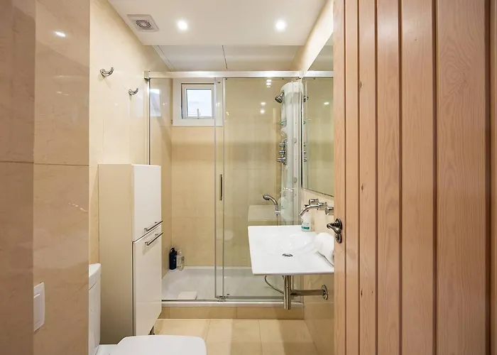 Charming 2br In Trendy Gracia Barcelona