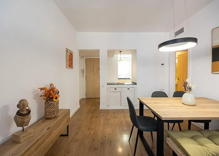 Charming 2br In Trendy Gracia Barcelona