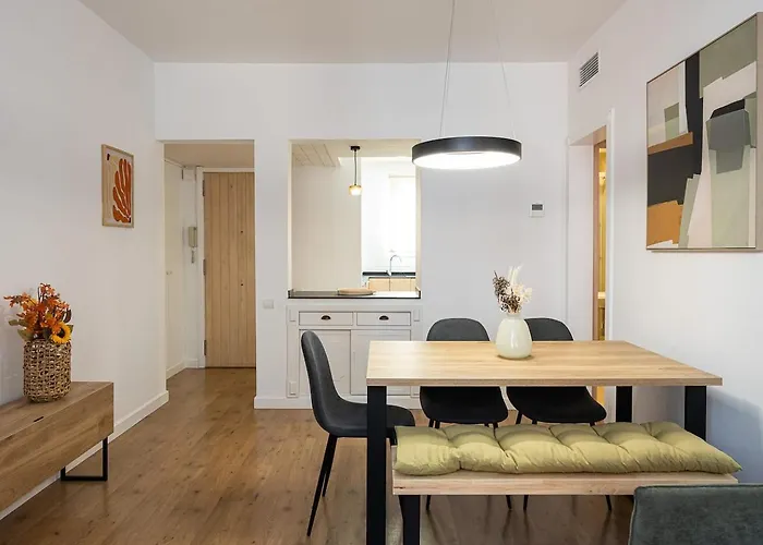 Charming 2br In Trendy Gracia Barcelona