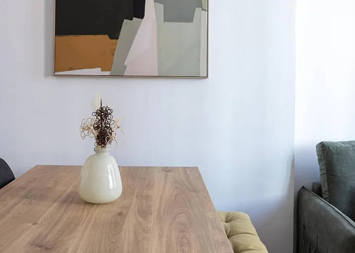 Charming 2br In Trendy Gracia *
