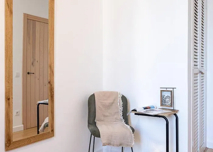 Charming 2br In Trendy Gracia Barcelona